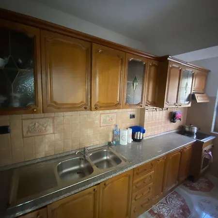 Comfort Zone 公寓 地拉那